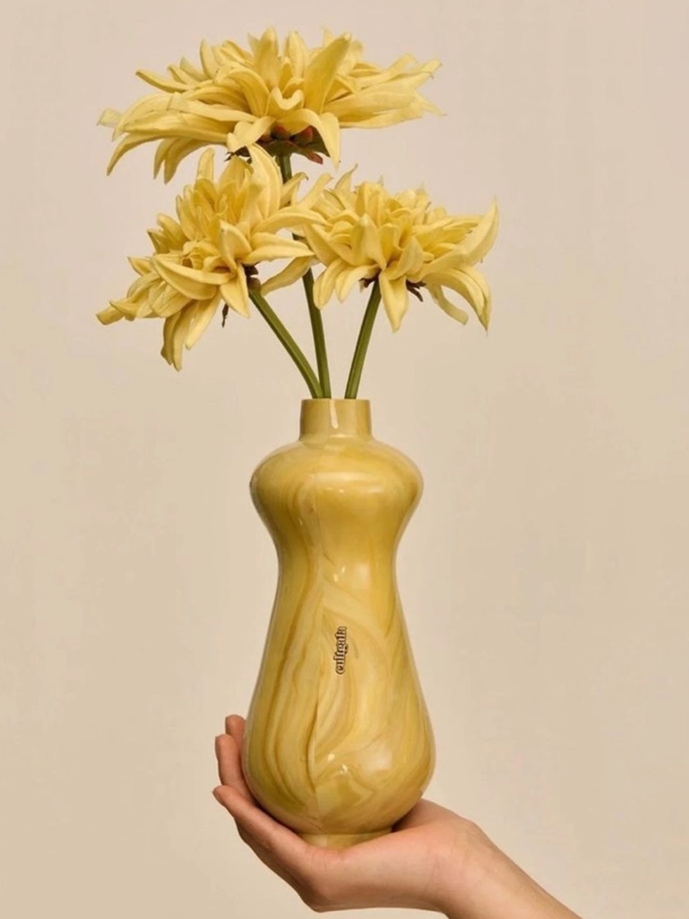 Cult Gaia Dee Dee Flower Daisy Cornsilk Multi Vase Yellow Clutch $498 NIB